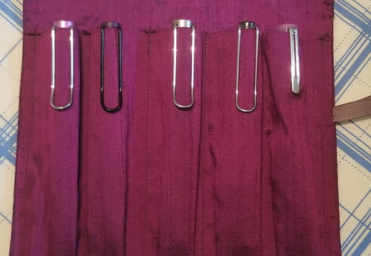 Silk Pen Roll